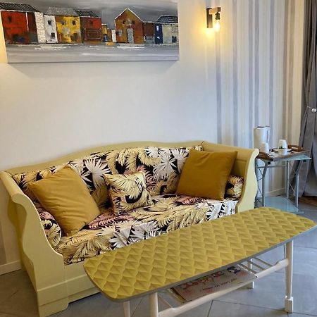 Bed and Breakfast Doupassage La Chatelaine Zewnętrze zdjęcie